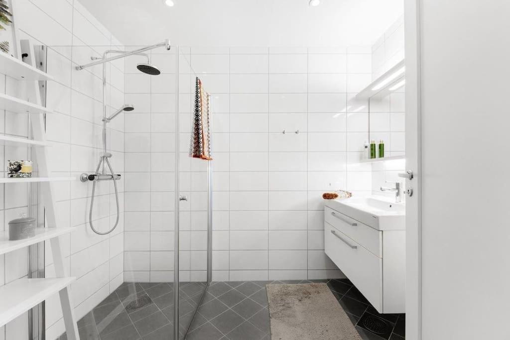Stor Og Moderne Leilighet I Indre Arna Bergen Gratis Parkering!! Exteriér fotografie