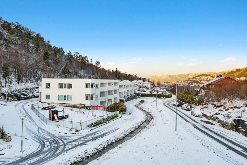 Stor Og Moderne Leilighet I Indre Arna Bergen Gratis Parkering!! Exteriér fotografie